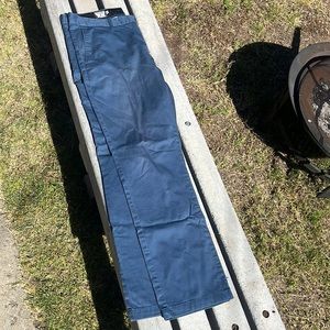 Navy 38 Volcom chinos